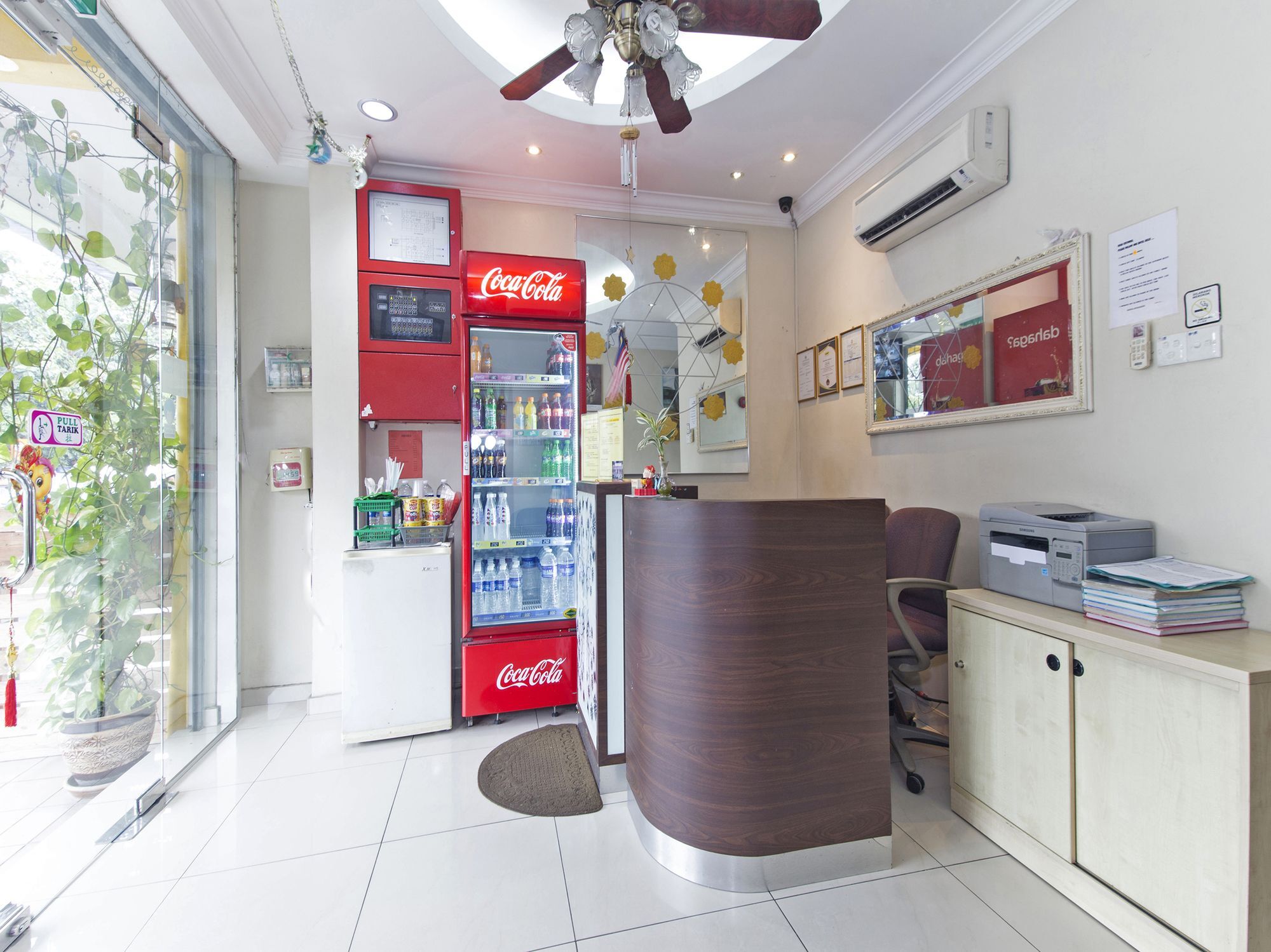 אמפאנג Gs Inn Bajet Hotel מראה חיצוני תמונה